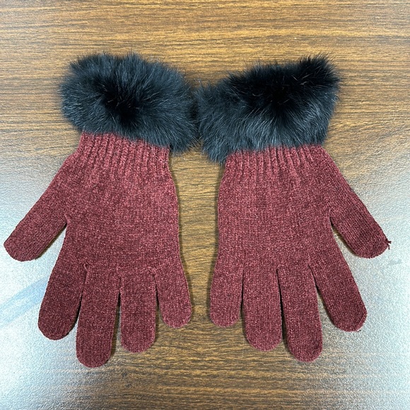Garnet & Black Fur Cuff Gloves - Picture 2 of 5